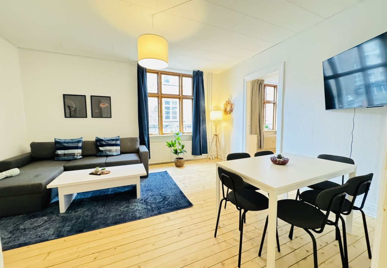 Apartment in Aalborg - aday - Beautiful 3 bedrooms apartment on Jomfru AneGade