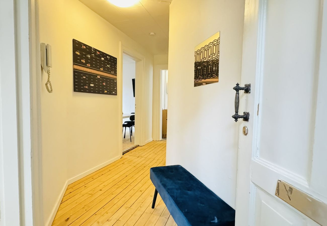 Apartment in Aalborg - aday - Beautiful 3 bedrooms apartment on Jomfru AneGade