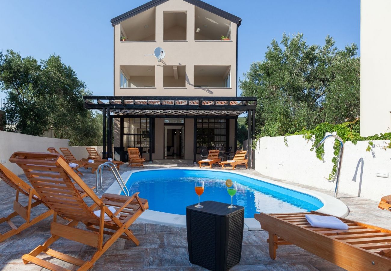 Hus i Sveti Petar - Poolincluded - Jetset Villa Marin