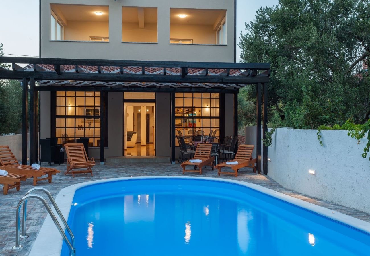 Hus i Sveti Petar - Poolincluded - Jetset Villa Marin