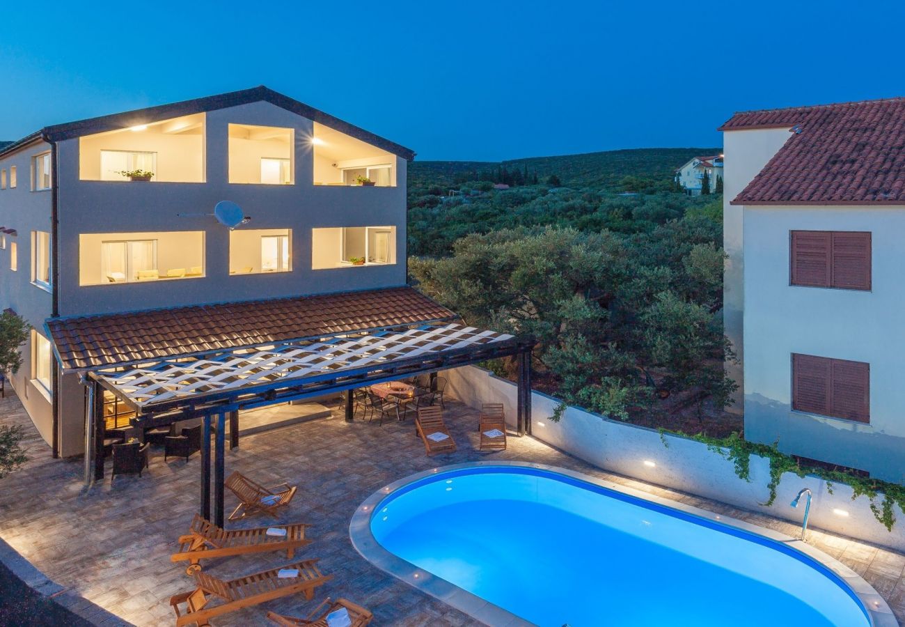 Hus i Sveti Petar - Poolincluded - Jetset Villa Marin