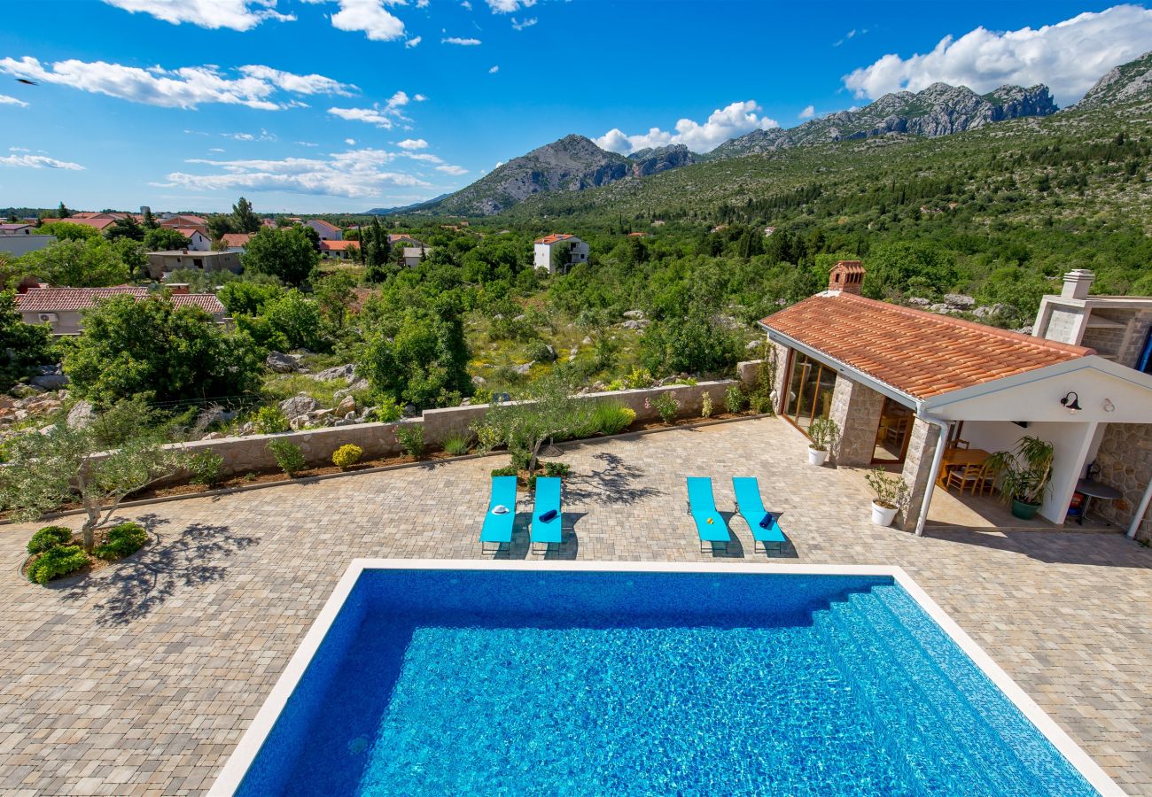 Hus i Seline - Poolincluded - Villa Magnifica