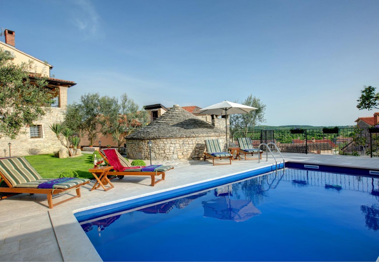 Hus i Višnjan - Poolincluded - Villa Adriana