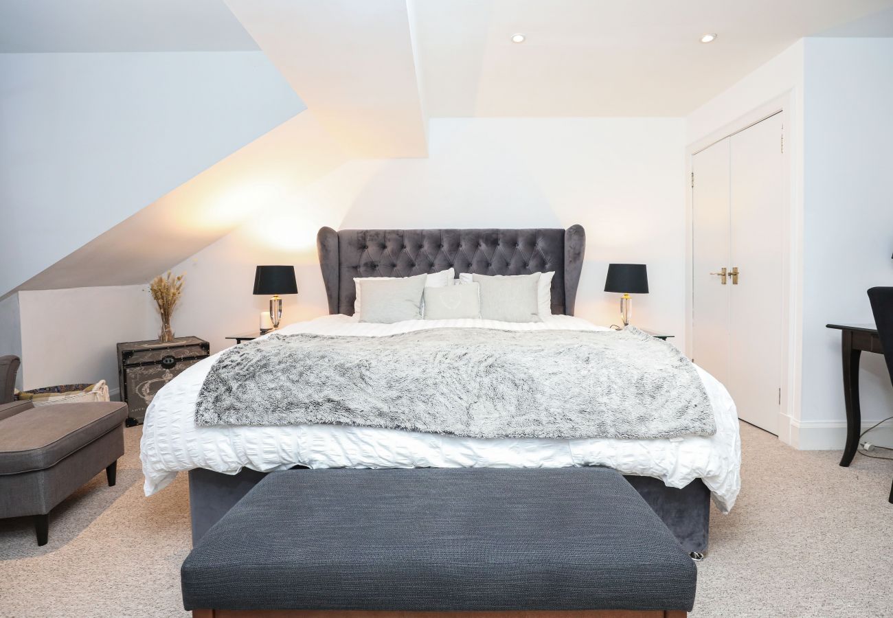 Lejlighed i Edinburgh - Penthouse Apartment on Royal Mile | Three Bed