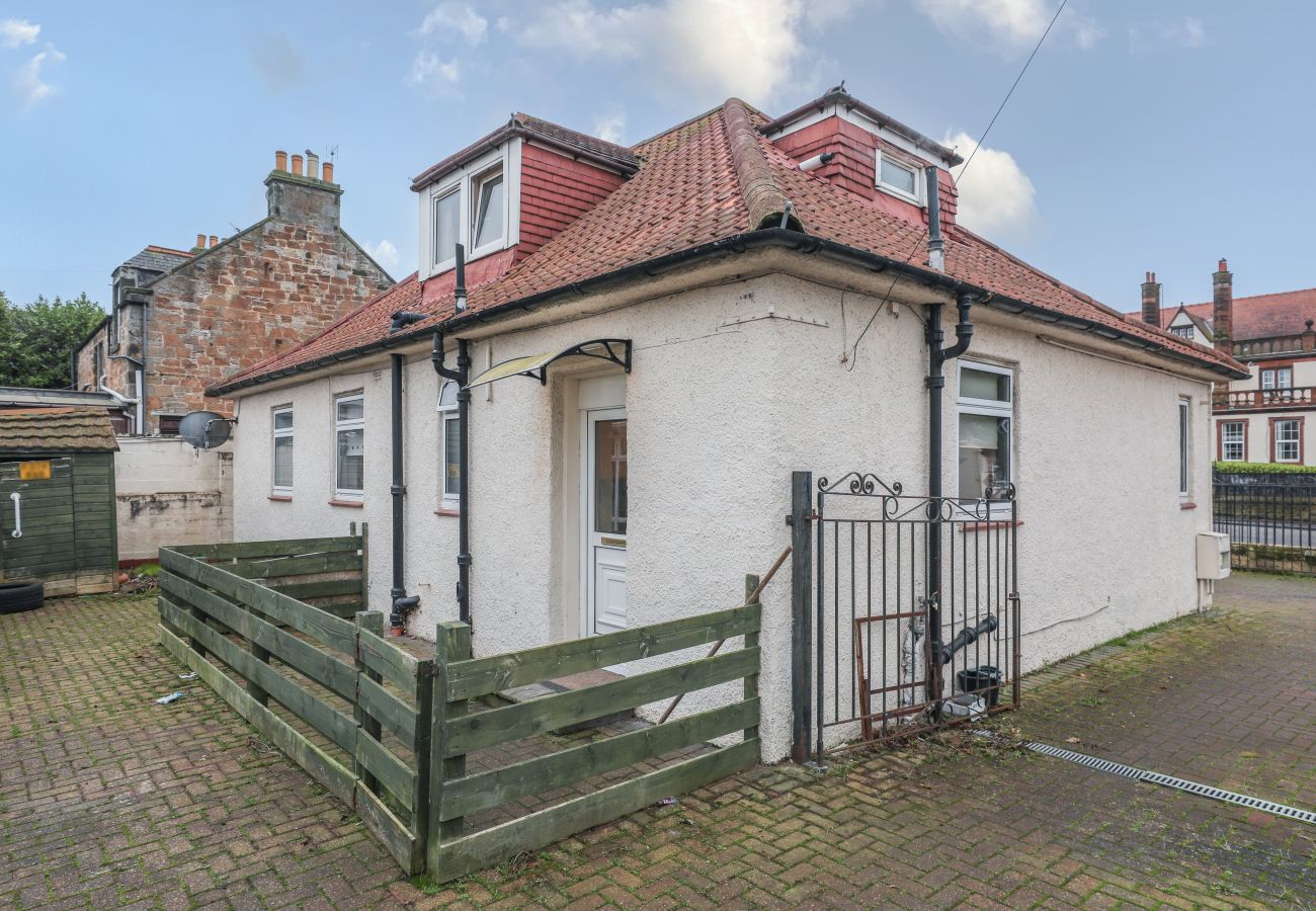 Leje pr. værelse i Edinburgh - Spacious Double Room in Elegant Cottage