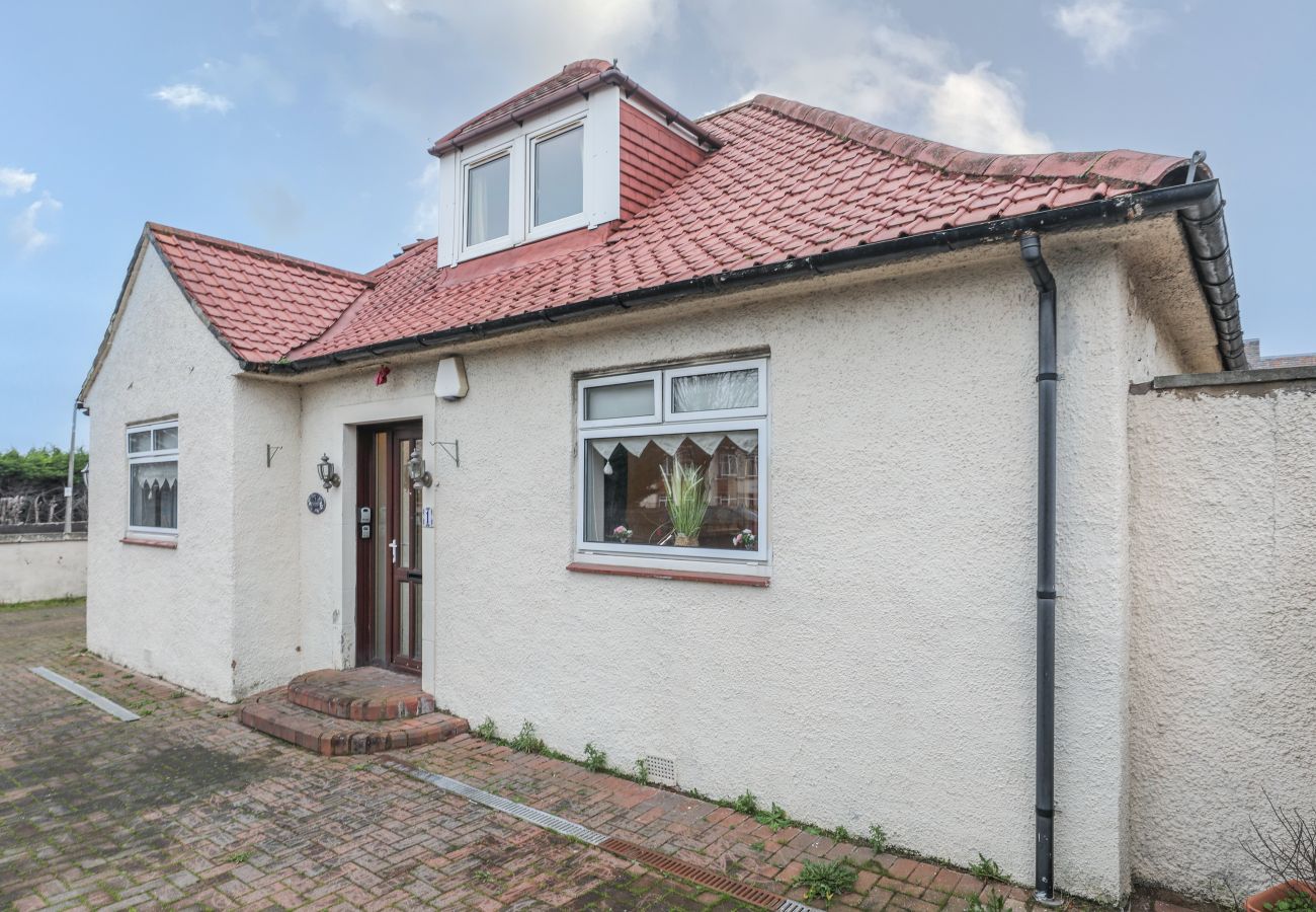 Leje pr. værelse i Edinburgh - Spacious Double Room in Elegant Cottage