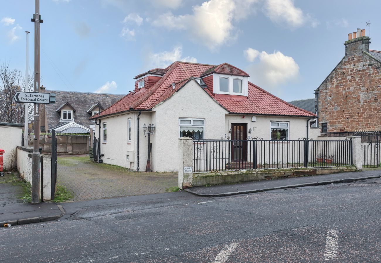 Leje pr. værelse i Edinburgh - Gorgeous Family Room in Elegant Cottage