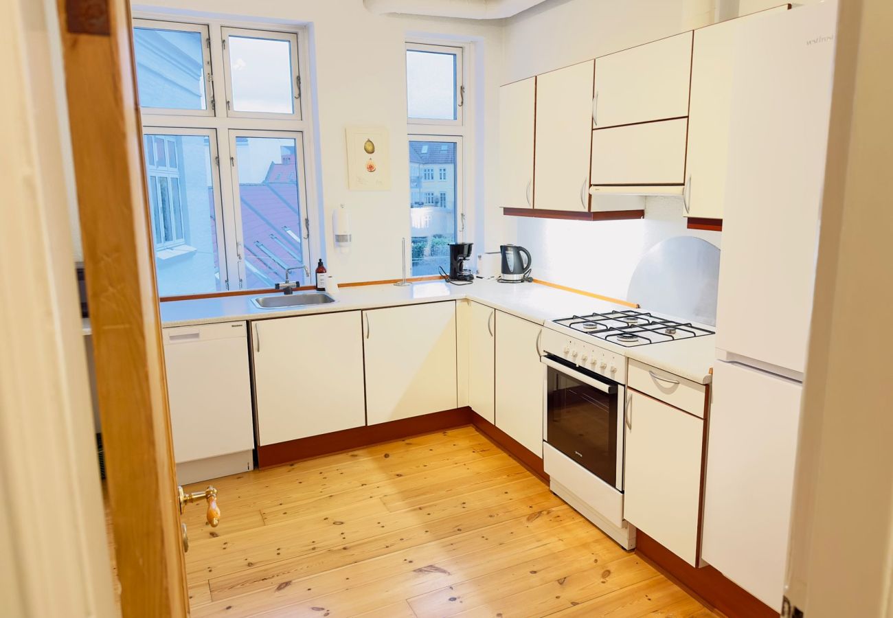 Lejlighed i Aalborg - aday - Central Charming 2 bedrooms  Apartment